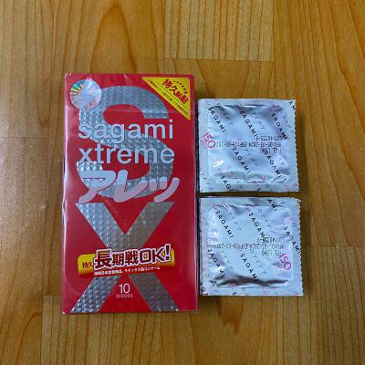 Bao Cao Su Sagami Xtreme Feel Long gân gai - Hộp 10 cái